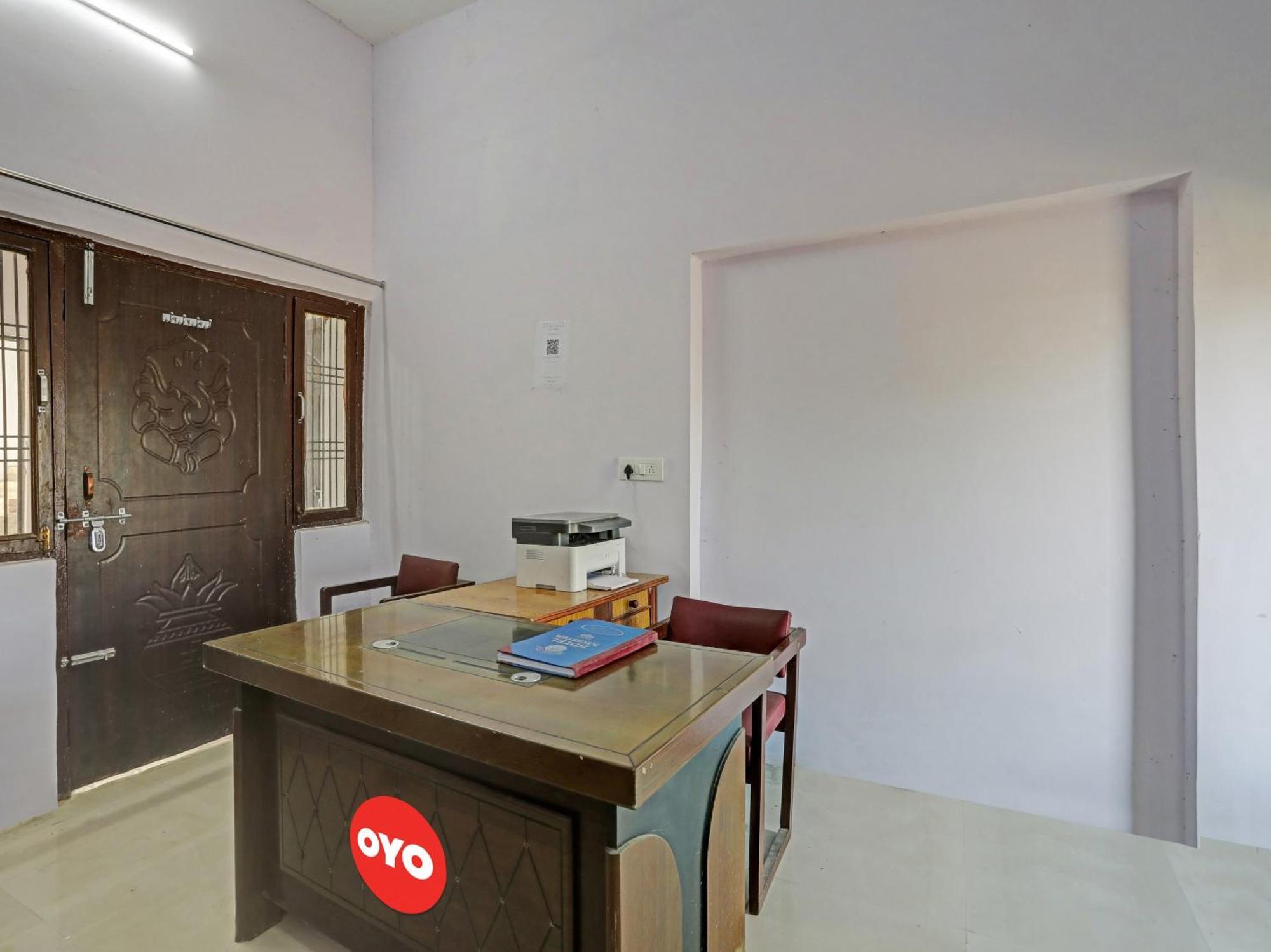 Super Hotel O Easy Stay Inn Lakhnau Kültér fotó