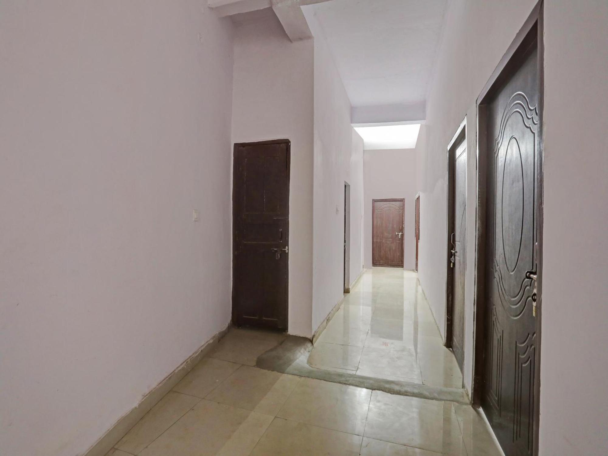 Super Hotel O Easy Stay Inn Lakhnau Kültér fotó